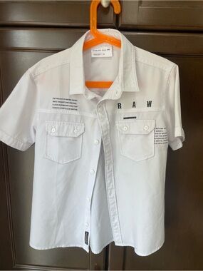 Boys' White Short Sleeve Button-Down Shirt with Pocket Detail